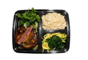 Blackened Ahi Tuna with Brown Rice and Veggies